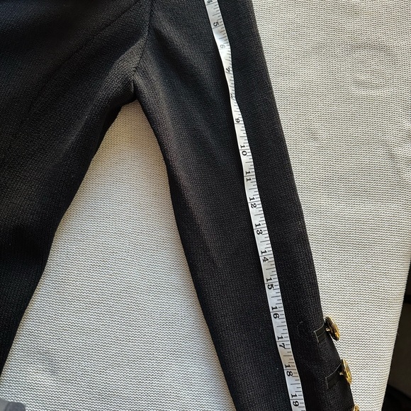 St. John Basics Vintage Caridigan Jacket/Blazer. Pre-owned. - Picture 8 of 15